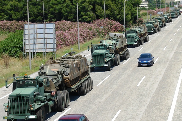 M113_Convoy_Transport-01-c-GES.jpg