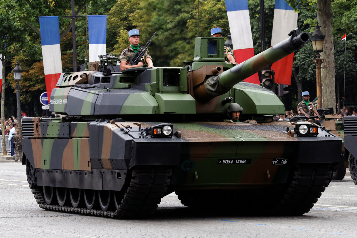 bastille_day_2014_paris_-_motorised_troops_063_1.jpg