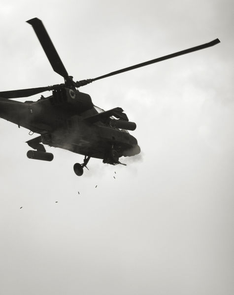 File:Apache shooting.jpg